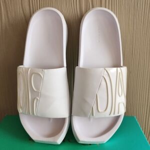 Nike Jordan White Nola Slide Sz9